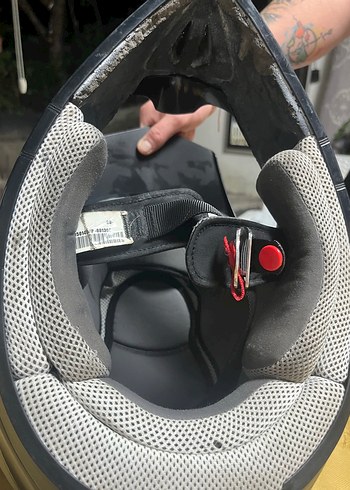 Kilitli Siyah Biker Motosiklet Kaskı - Görsel 5