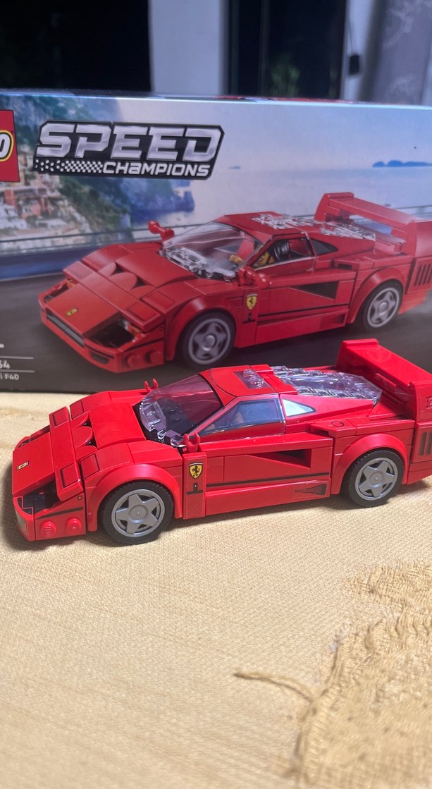 LEGO Speed Champions Kırmızı Ferrari Modeli - Görsel 4