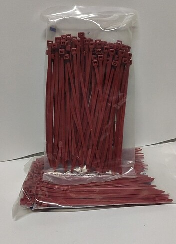Kırmızı renk plastik kelepçe