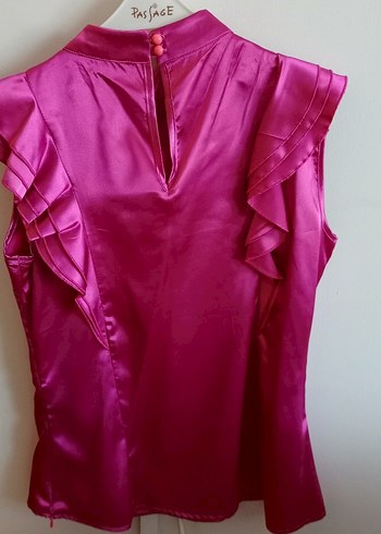 Pembe Saten Fırfırlı V Yaka Bluz - Görsel 2