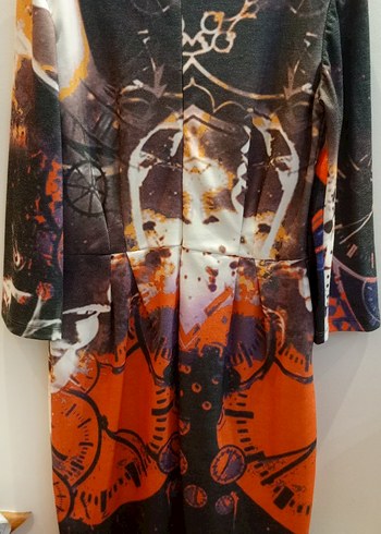 Uzun Kollu Çok Renkli Baskılı Elbise - Görsel 4