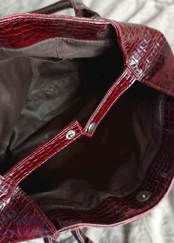 Parlak Bordo Yılan Desenli Deri Kadın Çanta - Görsel 4