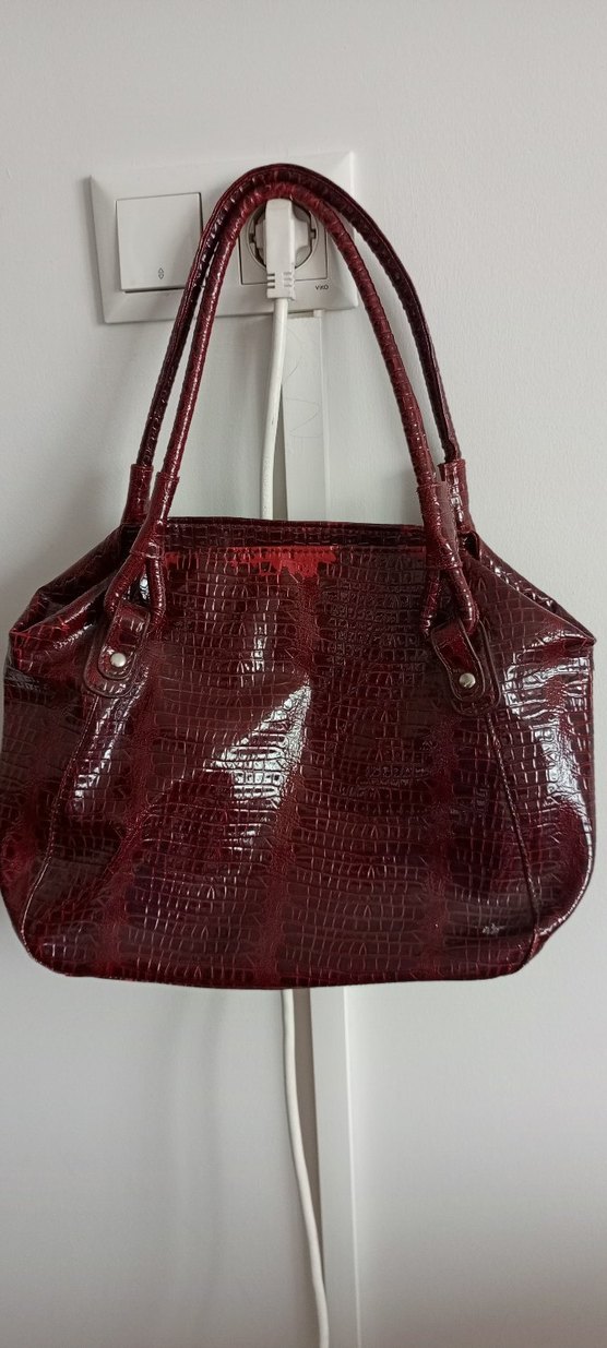 Parlak Bordo Yılan Desenli Deri Kadın Çanta - Görsel 2