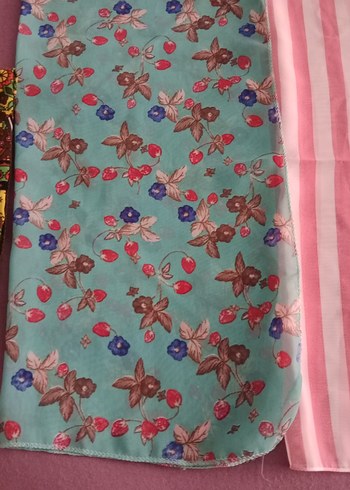 Diğer Pastel Pembe Fular, Fırfırlı Detaylı