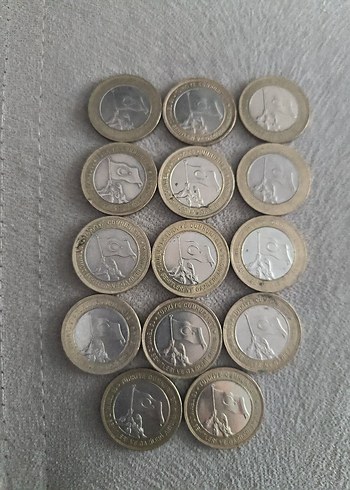 Erkekler İçin Altın Renkli Rozet Seti koleksiyon - Görsel 3