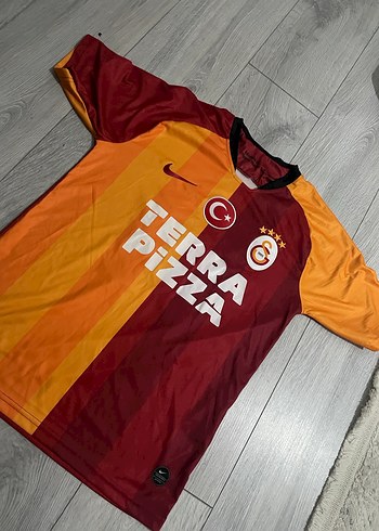 Galatasaray Kısa Kollu Spor Forma bu ürün orjinal değildir