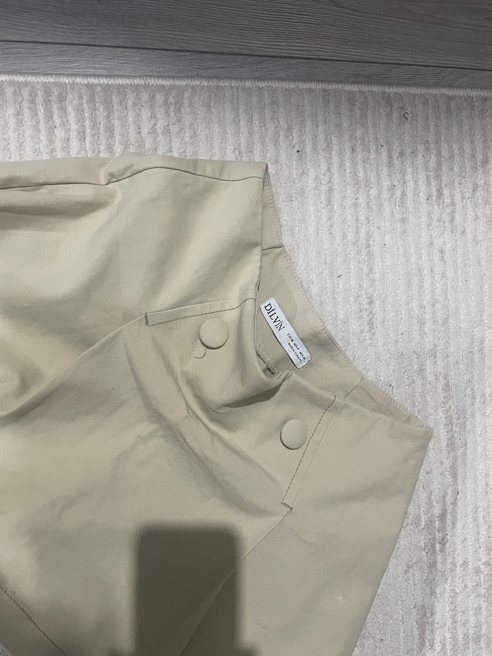 Bej Mini Etek, Salaş Kesim, Sokak Stili - Görsel 3