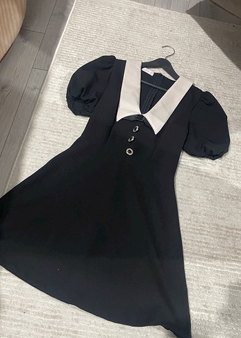 Düğmeli Siyah Midi Elbise s m beden