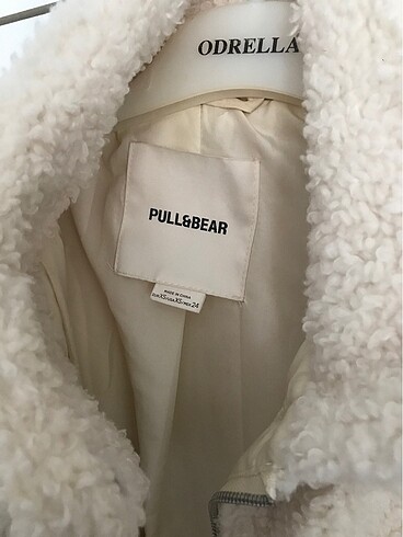 Pull and Bear Pull&Bear ekru peluş mont