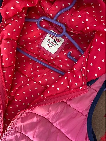 Pembe şişme mont - Görsel 8