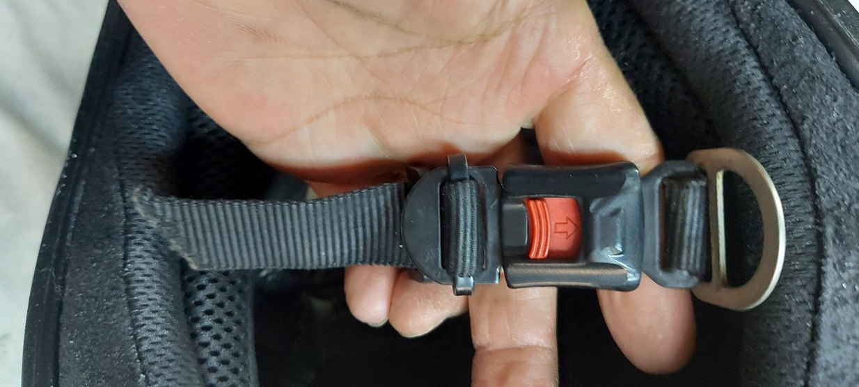 Desenli Siyah Zeus Motosiklet Kaskı M BEDEN - Görsel 5