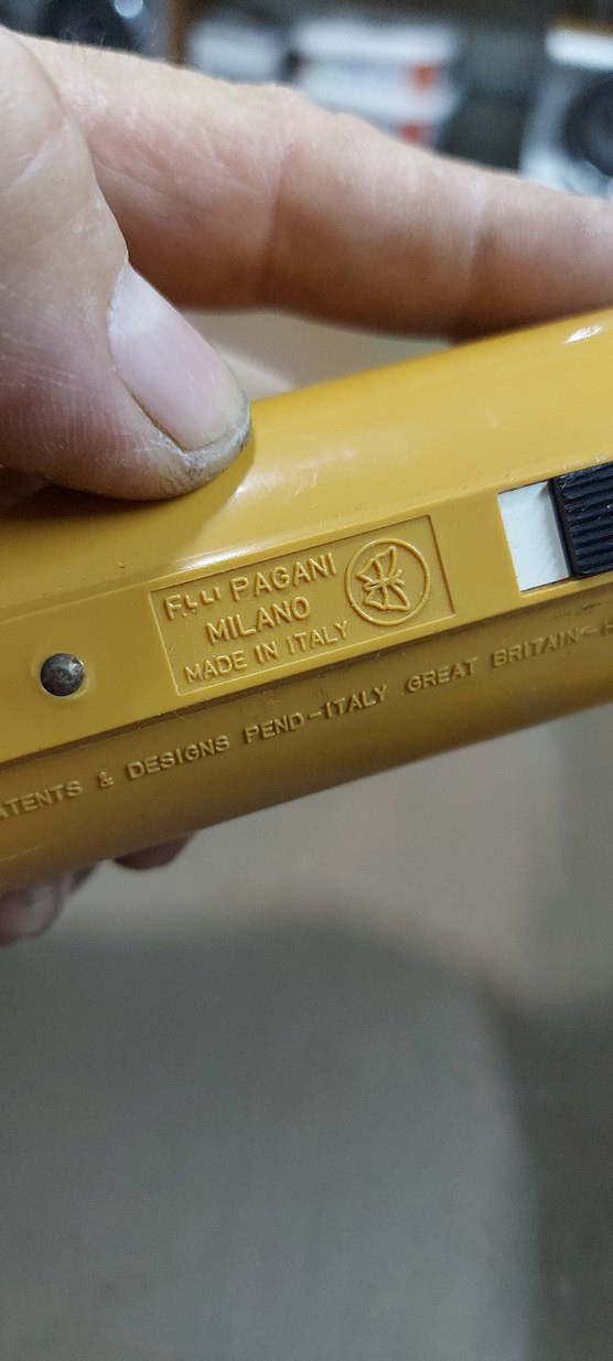 Sarı Plastik El Feneri donem urun adet 500 tl - Görsel 5