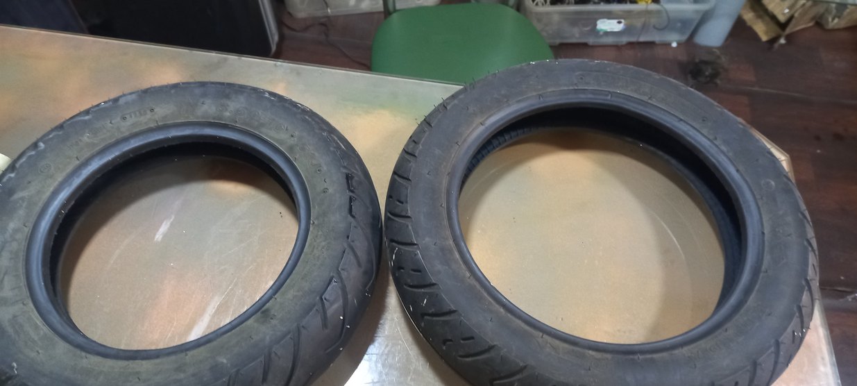 Siyah Lastik Motosiklet sifir skutur - Görsel 2