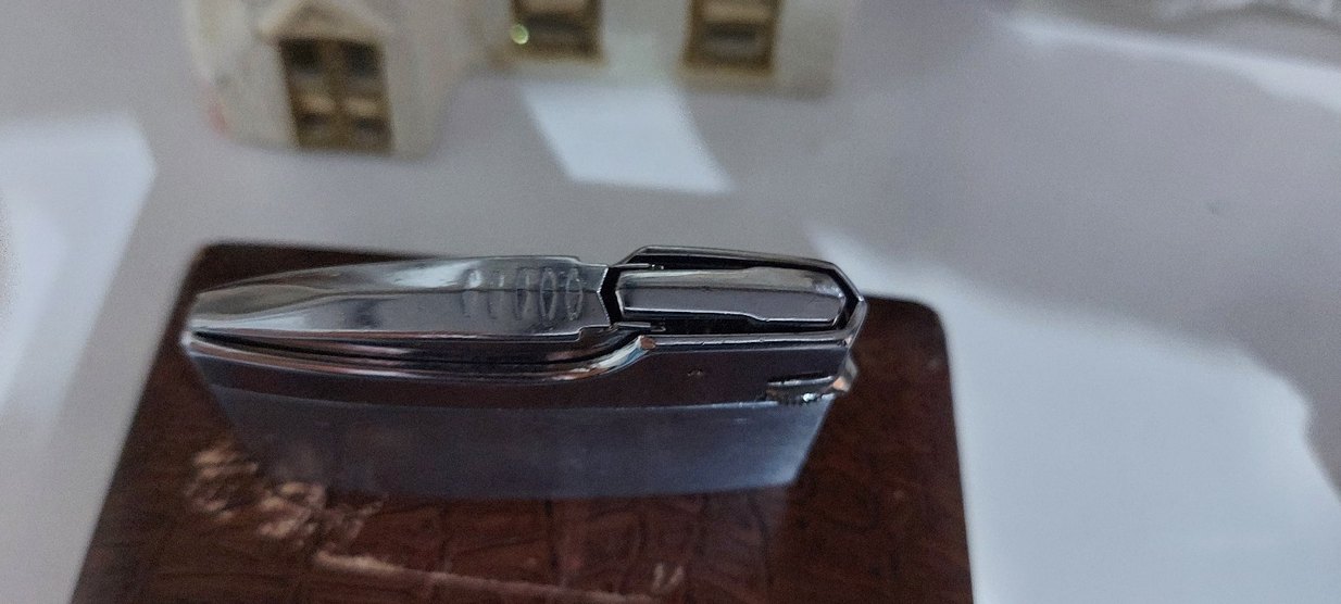 *Vintage Japon Üretimi roland Marka Benzinli Çakmak - Görsel 4