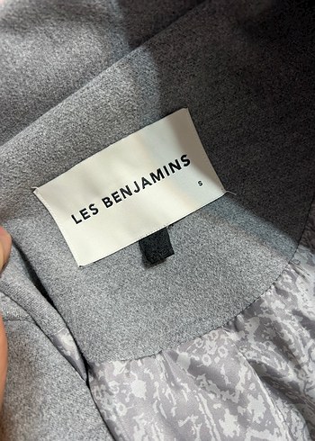 Gri Çift Düğmeli Kaban - Görsel 4