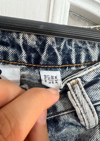 Gri Bol Kesim Kadın Kot Pantolon - Görsel 2