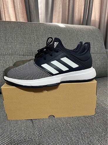 Adidas ayakkabı