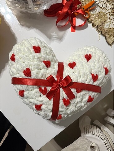 Puffy Kalpli yastık - Görsel 3