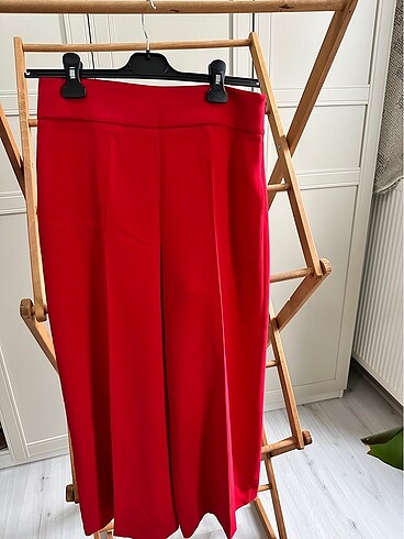Zara Kırmızı Pantolon