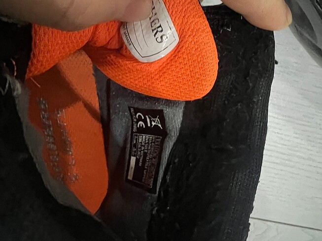 33 Beden siyah Renk Skechers çocuk bot niy