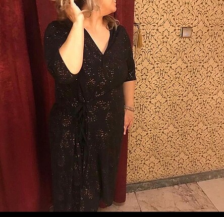 Elbise ve yatak örtüsü