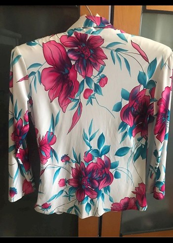 Düğmeli, Çiçek Desenli Pembe Kadın Ceket - Görsel 2