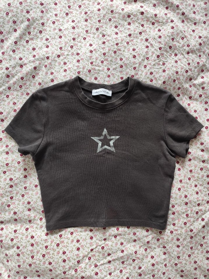 gri yildiz desenli crop top kısa kollu üst - Görsel 2