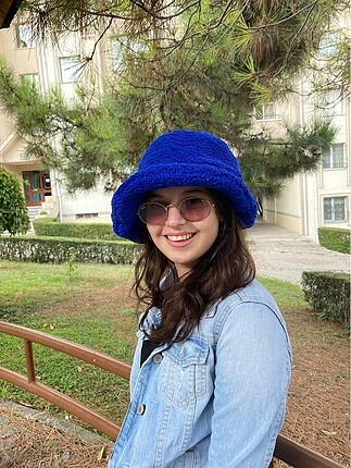 Mavi peluş bucket şapka