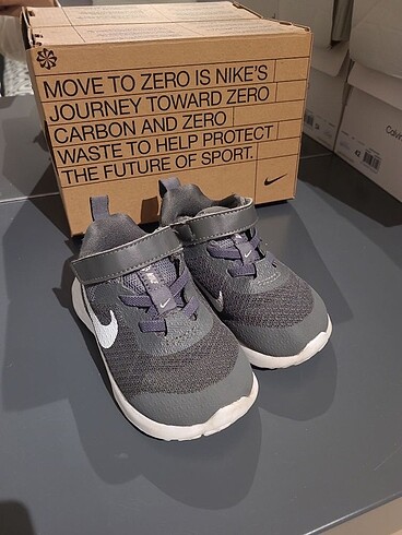 22 Beden Nike orijinal bebek spor ayakkabı