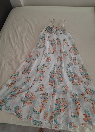 Trendyol & Milla Çiçekli yazlık elbise
