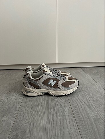 New Balance 530
