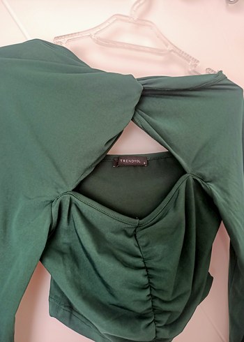 Uzun Kollu Yeşil Drapeli Kadın Bluz - Görsel 2