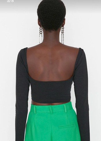Siyah V Yaka Mini Bluz - Görsel 3