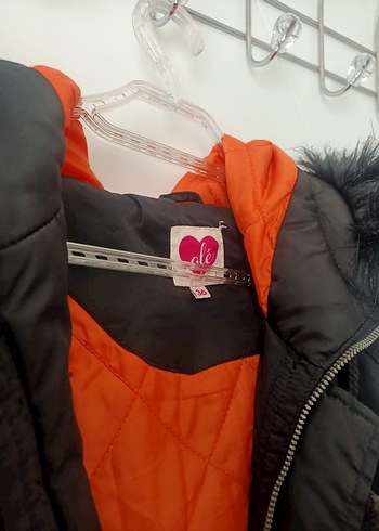 Siyah Kürklü Midi Kadın Mont - Görsel 3