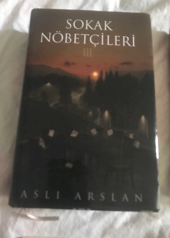 Beden Renk Sokak Nöbetçileri - Aslı Arslan Kitap Seti