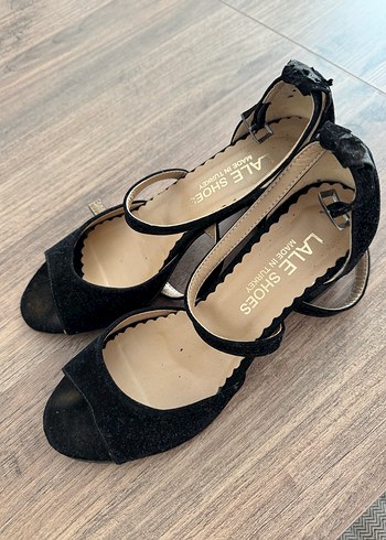 Siyah Süet Bağcıklı Kadın Blok Topuklu Ayakkabı - Görsel 4