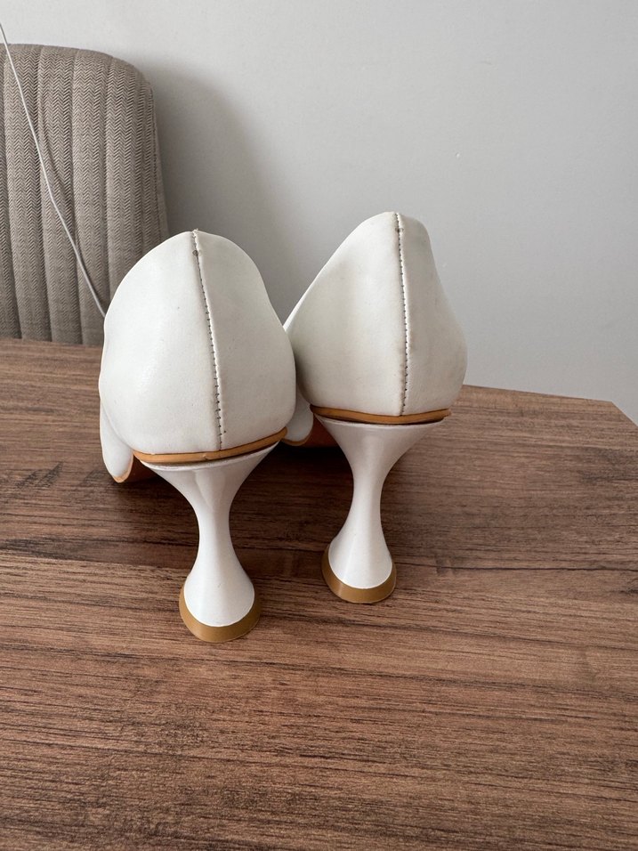 Beyaz stiletto - Görsel 3