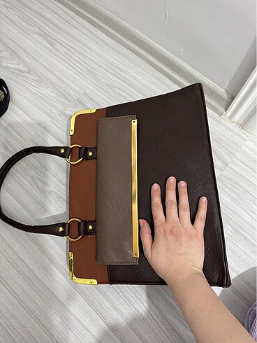 Kahverengi desenli çanta - Görsel 8