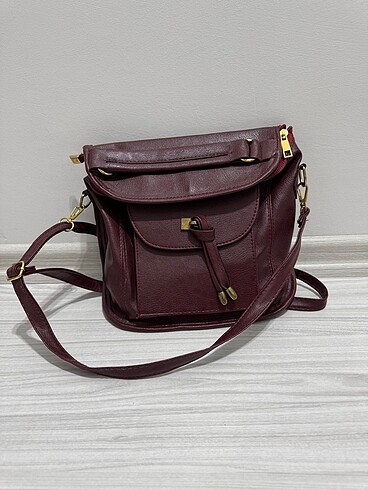 Bordo çapraz kutu çanta - Görsel 2