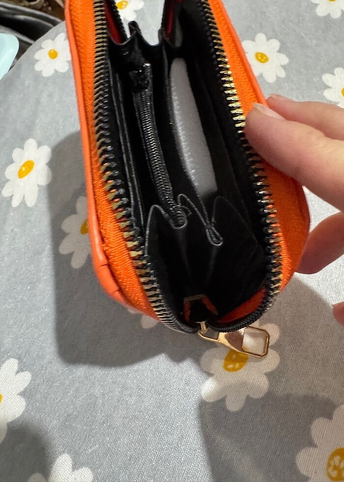 Turuncu cüzdan - Görsel 4