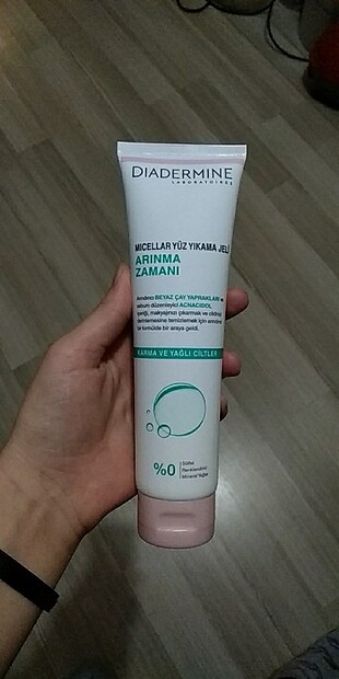 Diadermine yüz temizleme jeli