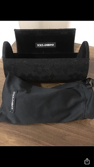 Beden siyah Renk #Dolce&Gabbana güneş gözlüğü