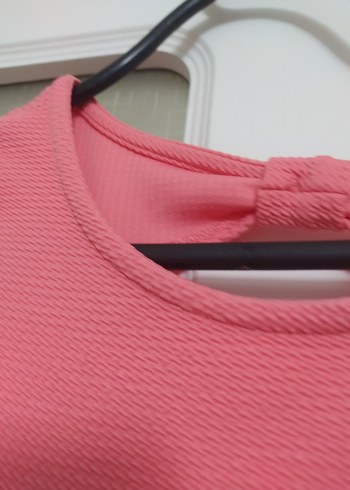LC Waikiki Pembe V Yaka Pileli Kız Elbisesi