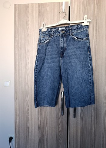 Gri Bol Kesim Mini Kot Şort