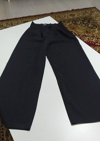 Siyah Kadın Salaş Midi Kumaş Pantolon
