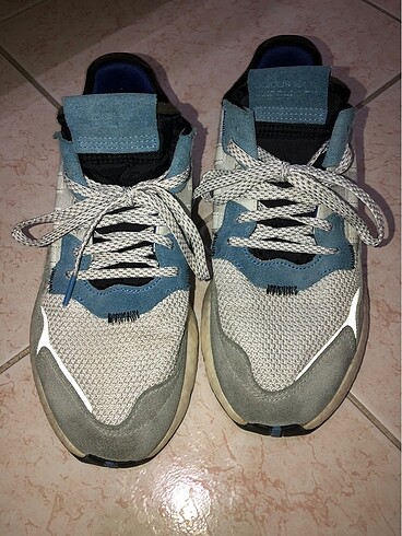 Adidas orjinal ayakkabı bayan