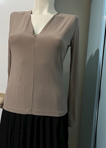 Bej V Yaka Uzun Kollu Kadın Bluz - Görsel 4