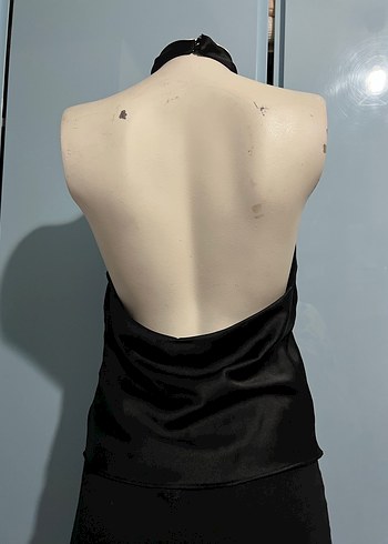 Siyah Drapeli Yüksek Yakalı Kolsuz Bluz - Görsel 7