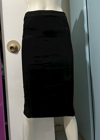 Siyah Düz Kesim Midi Kot Etek - Görsel 5