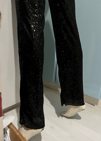 Siyah Pullu Kadın Pantolon - Görsel 8